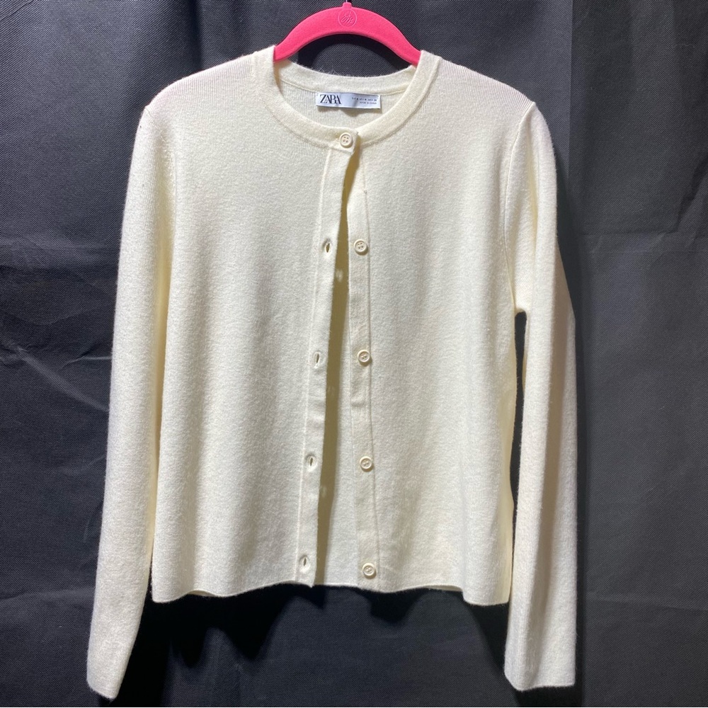 Zara Cream Cardigan Sweater Timeless Knit Design